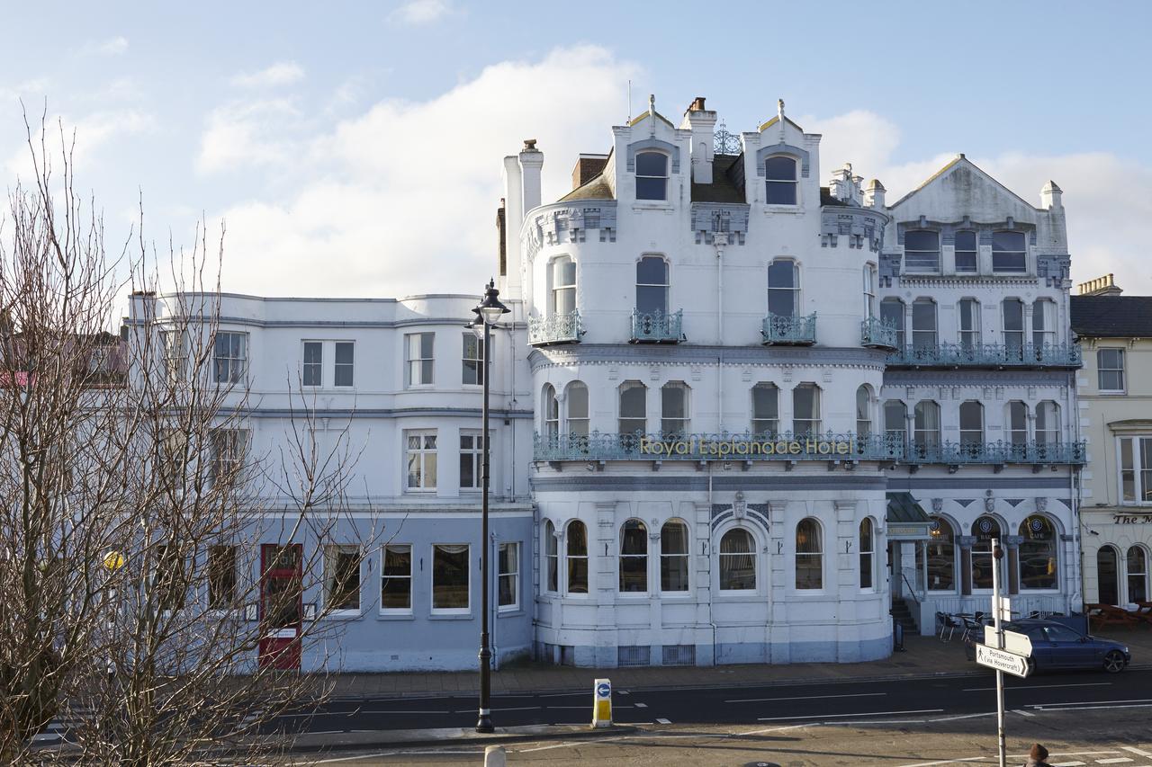 Royal Esplanade Hotel Райд Экстерьер фото